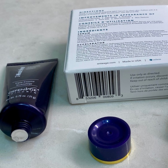 AnteAge MD Travel plus 2 Free Gifts Bundle - Picture 2 of 2